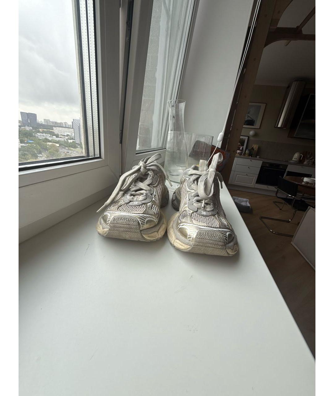 BALENCIAGA Серебряные кроссовки, фото 2