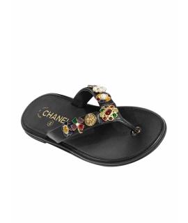 CHANEL Шлепанцы