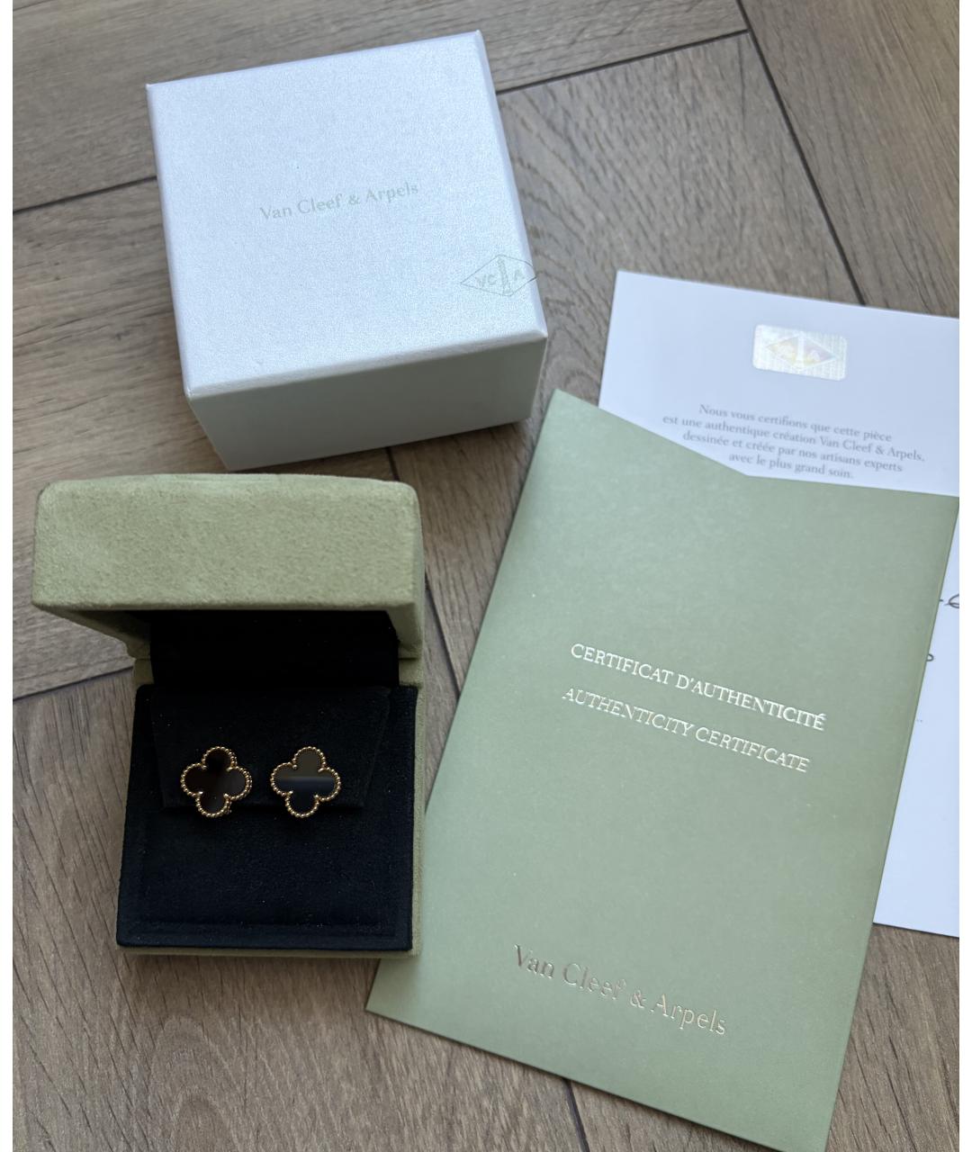 VAN CLEEF & ARPELS Черные серьги из желтого золота, фото 1