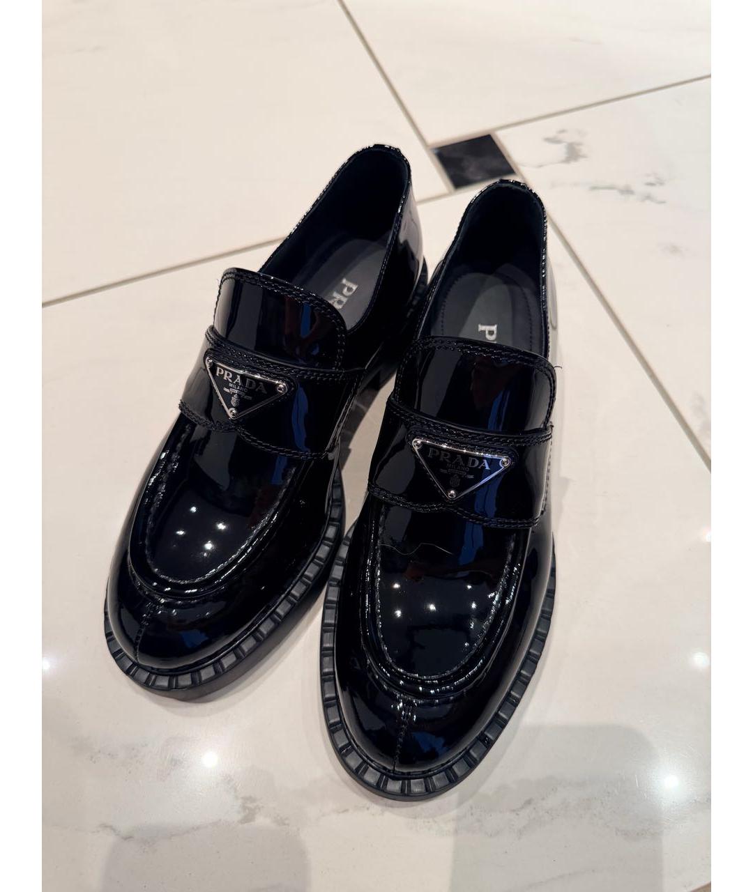 PRADA Черные лоферы из лакированной кожи, фото 3