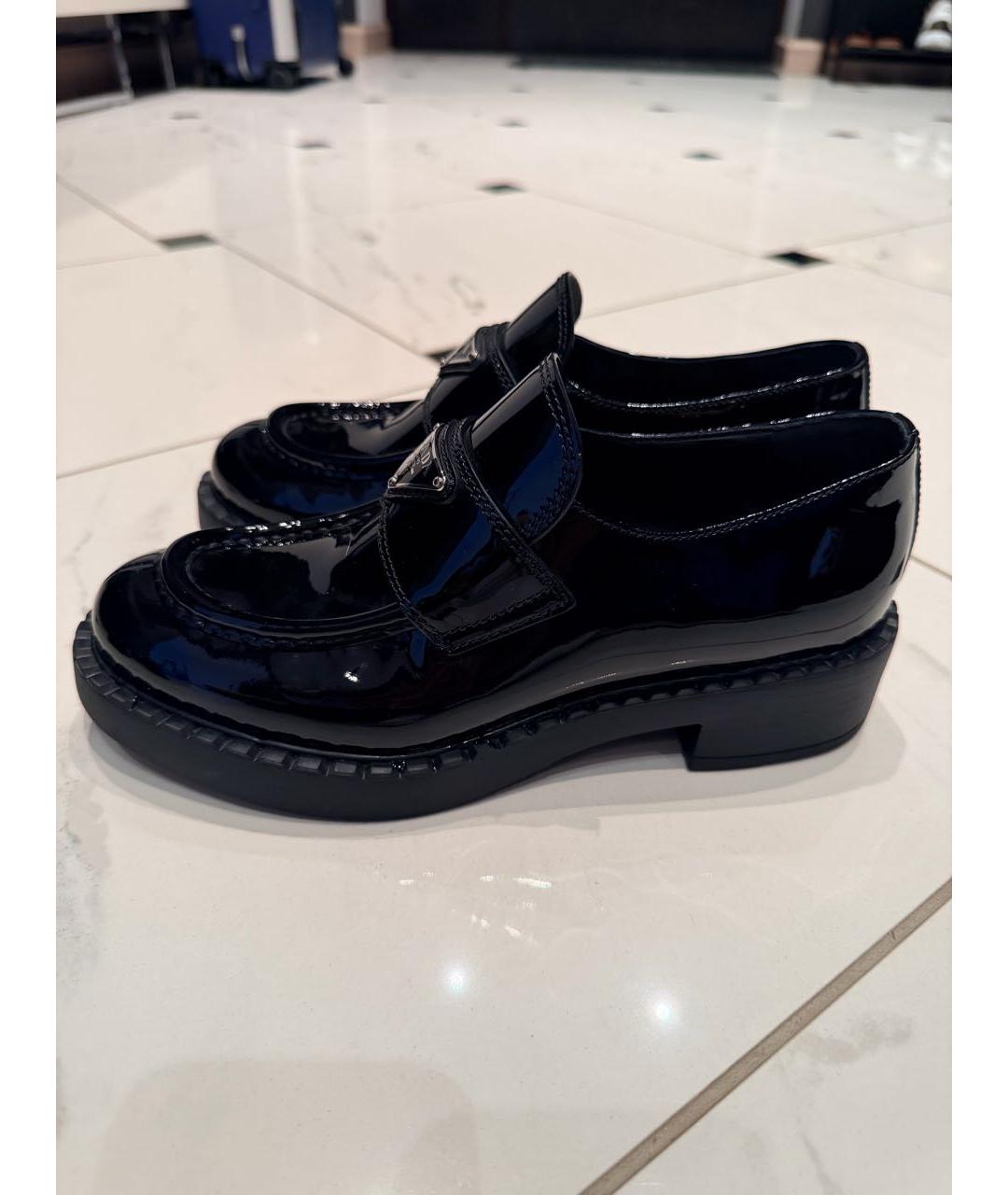 PRADA Черные лоферы из лакированной кожи, фото 5