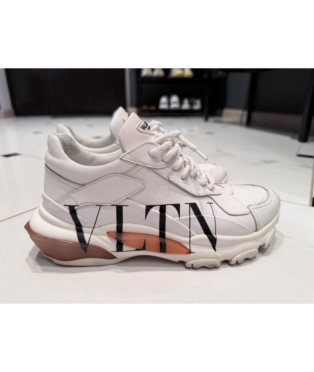 VALENTINO Белые кожаные кроссовки, фото 5