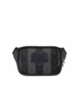 LOUIS VUITTON Сумка на плечо