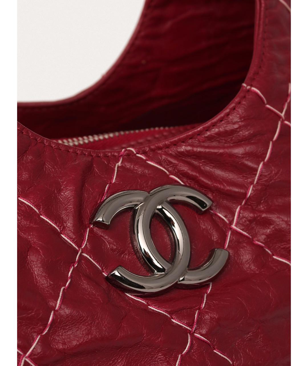 CHANEL Бордовая сумка с короткими ручками из лакированной кожи, фото 5