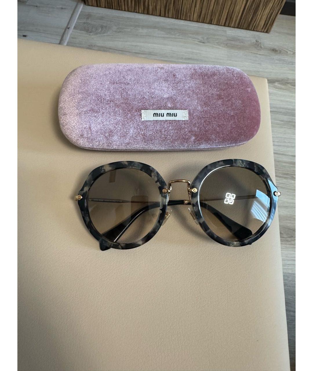 MIU MIU Коричневые пластиковые солнцезащитные очки, фото 3