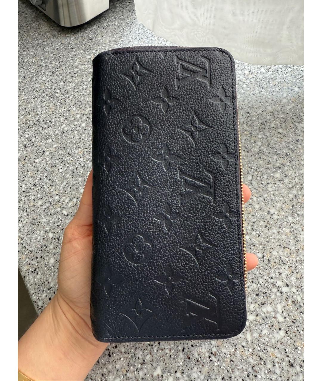 LOUIS VUITTON Темно-синий кожаный кошелек, фото 9
