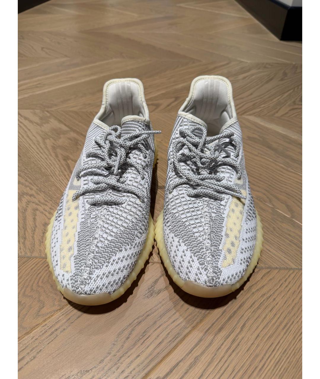ADIDAS YEEZY Белые текстильные низкие кроссовки / кеды, фото 2