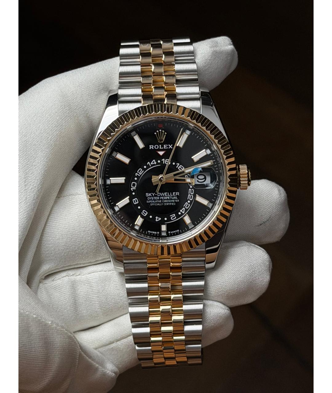 ROLEX Черные часы из желтого золота, фото 2