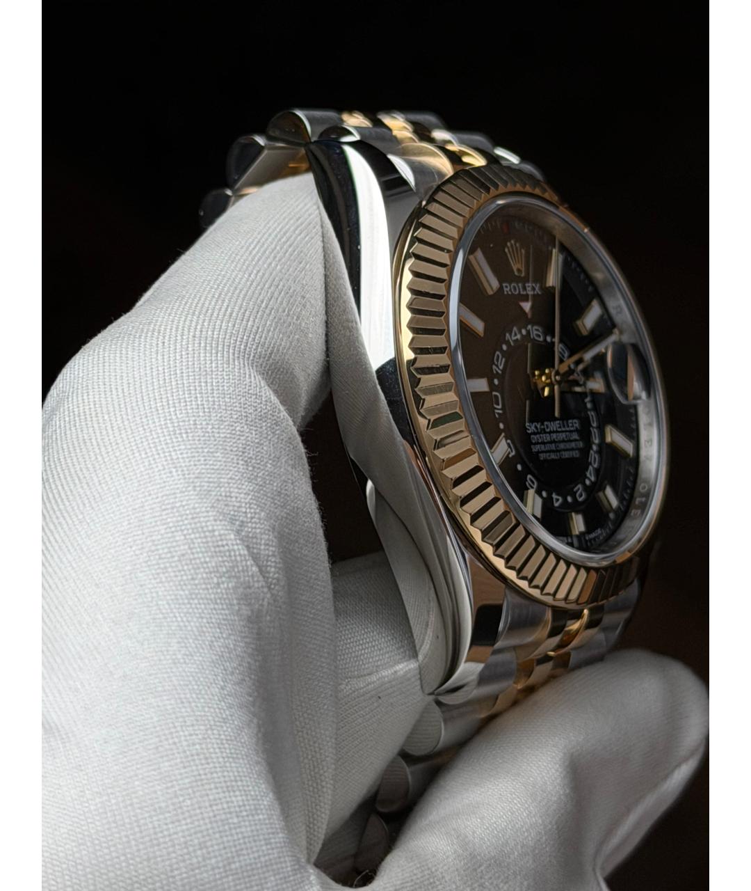 ROLEX Черные часы из желтого золота, фото 5