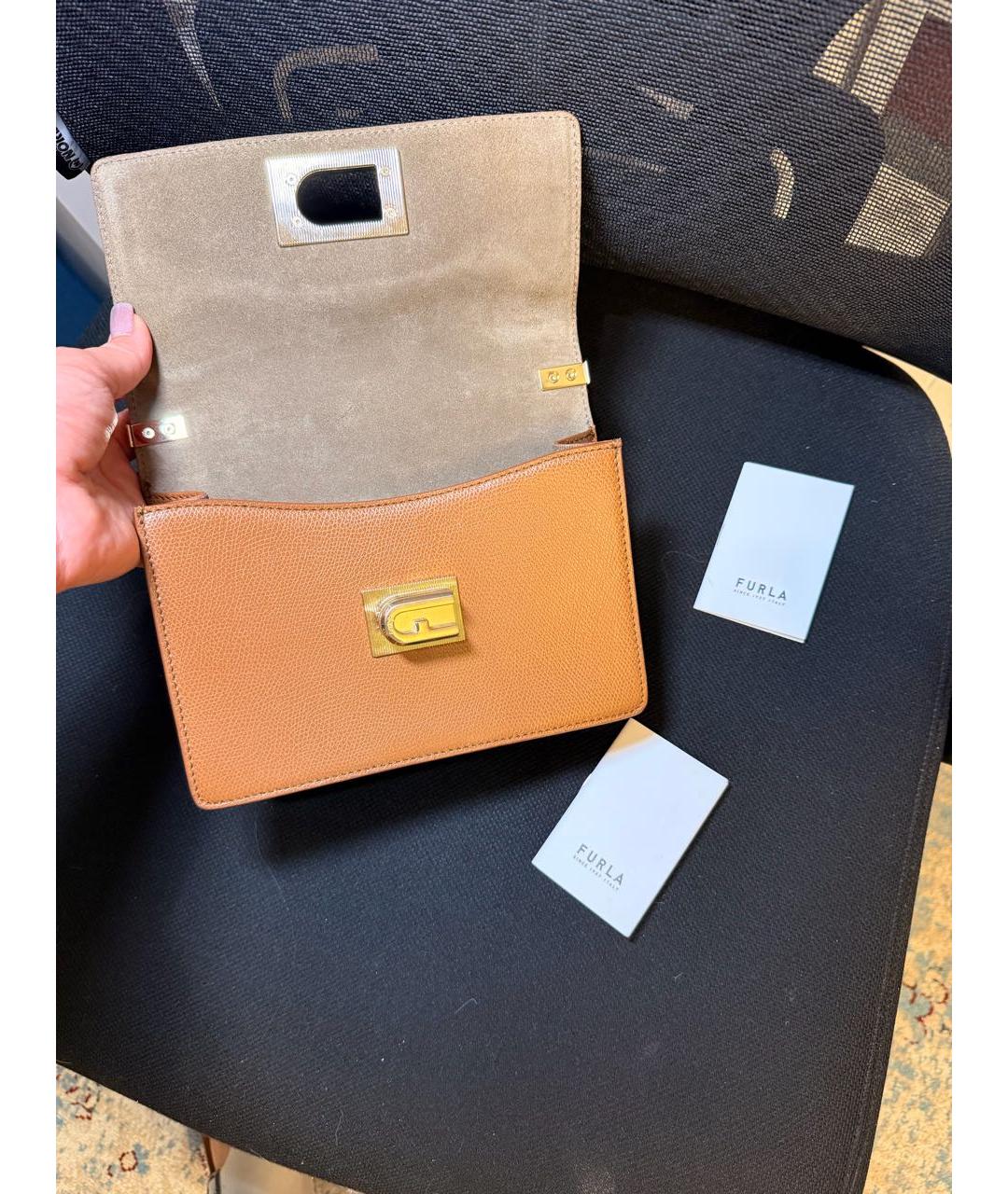 FURLA Бежевая кожаная сумка через плечо, фото 2