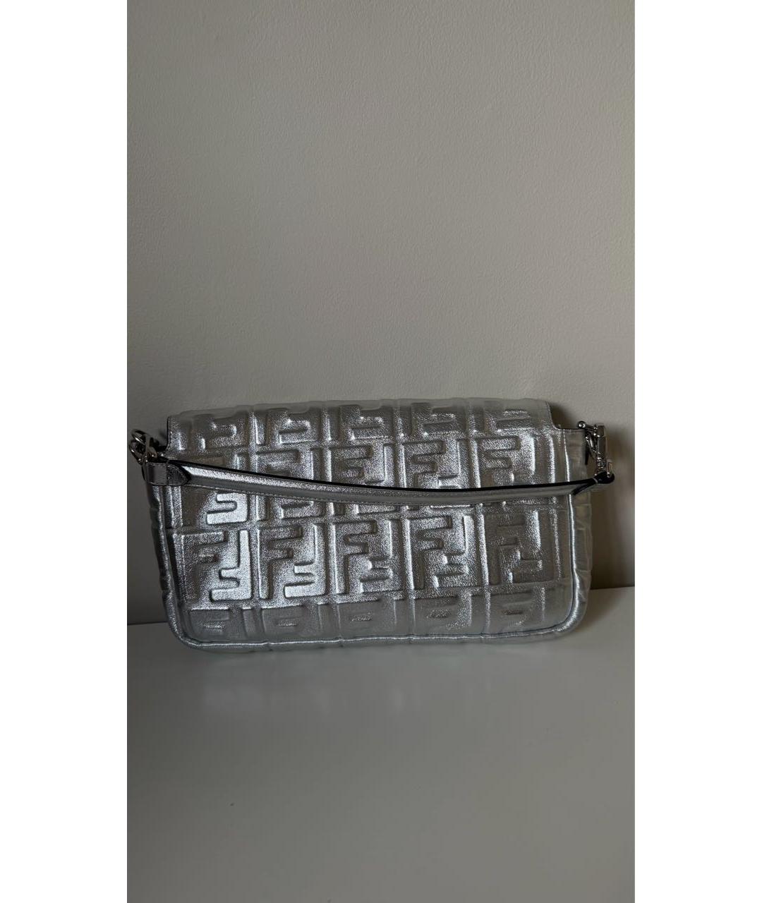 FENDI Серебряная кожаная сумка через плечо, фото 3