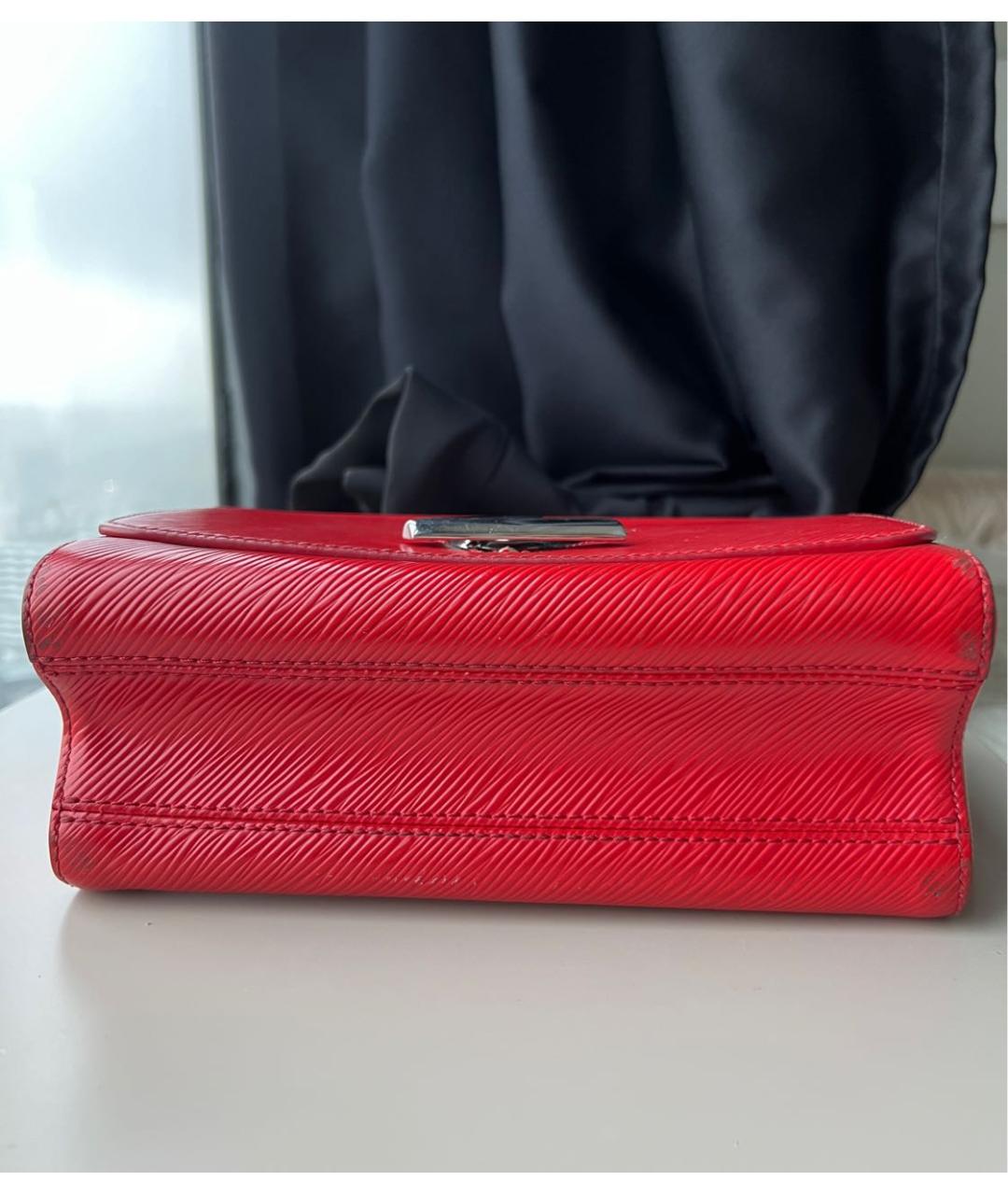 LOUIS VUITTON Красная кожаная сумка через плечо, фото 5