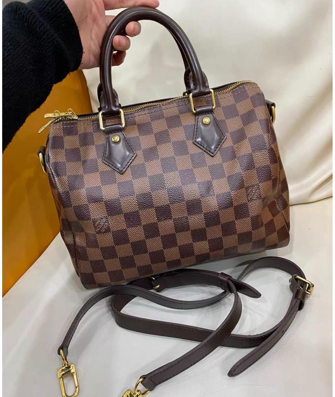 LOUIS VUITTON Коричневая кожаная сумка через плечо, фото 9