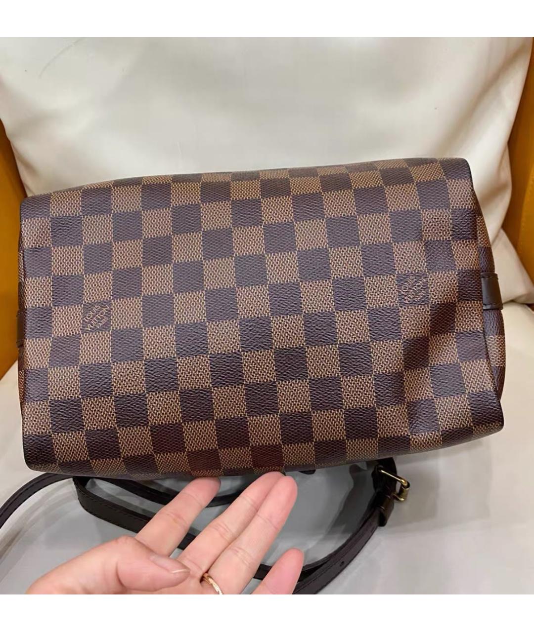 LOUIS VUITTON Коричневая кожаная сумка через плечо, фото 7