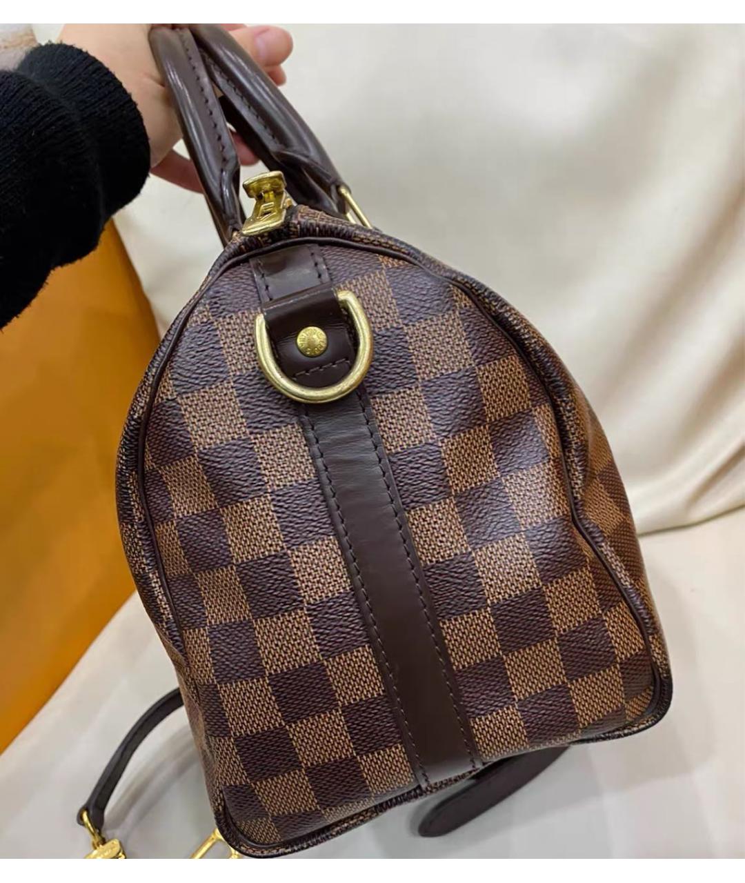 LOUIS VUITTON Коричневая кожаная сумка через плечо, фото 3