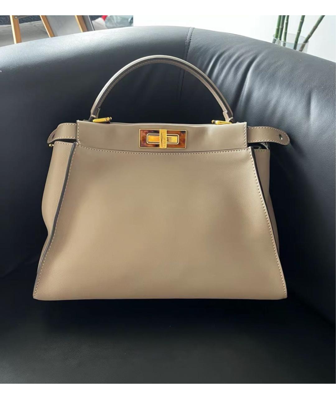 FENDI Бежевая кожаная сумка тоут, фото 2