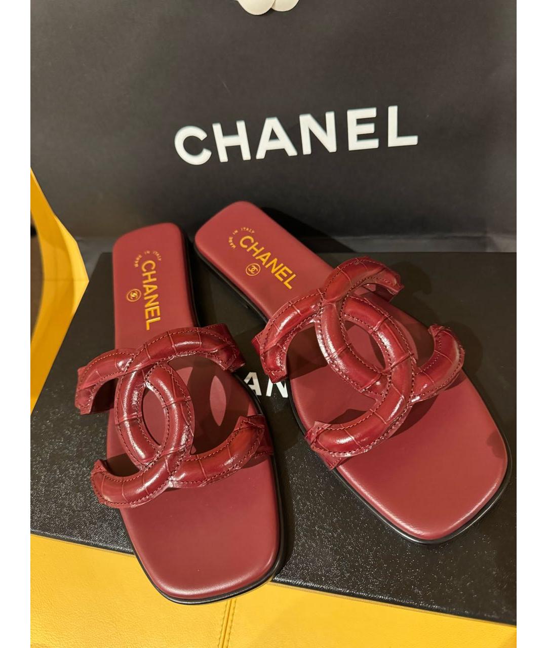 CHANEL Бордовые кожаные шлепанцы, фото 6