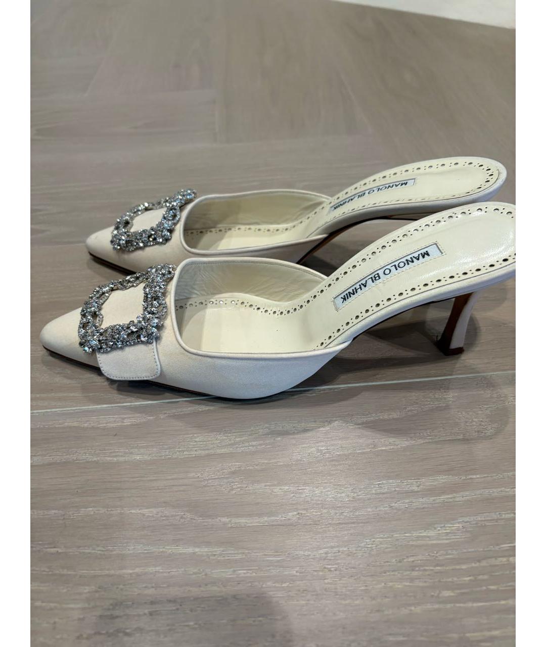 MANOLO BLAHNIK Белые босоножки, фото 4
