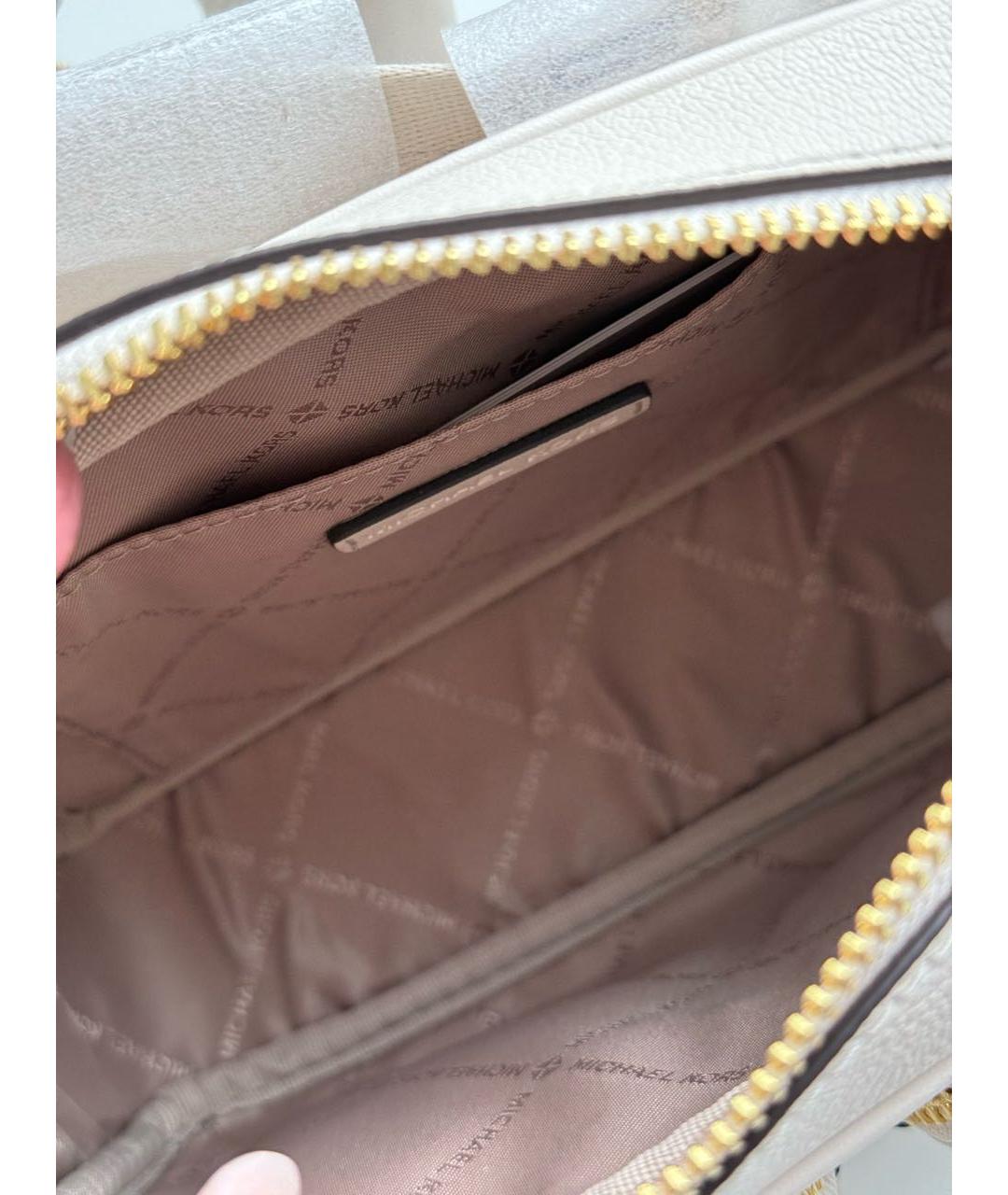 MICHAEL KORS Белая кожаная сумка через плечо, фото 4