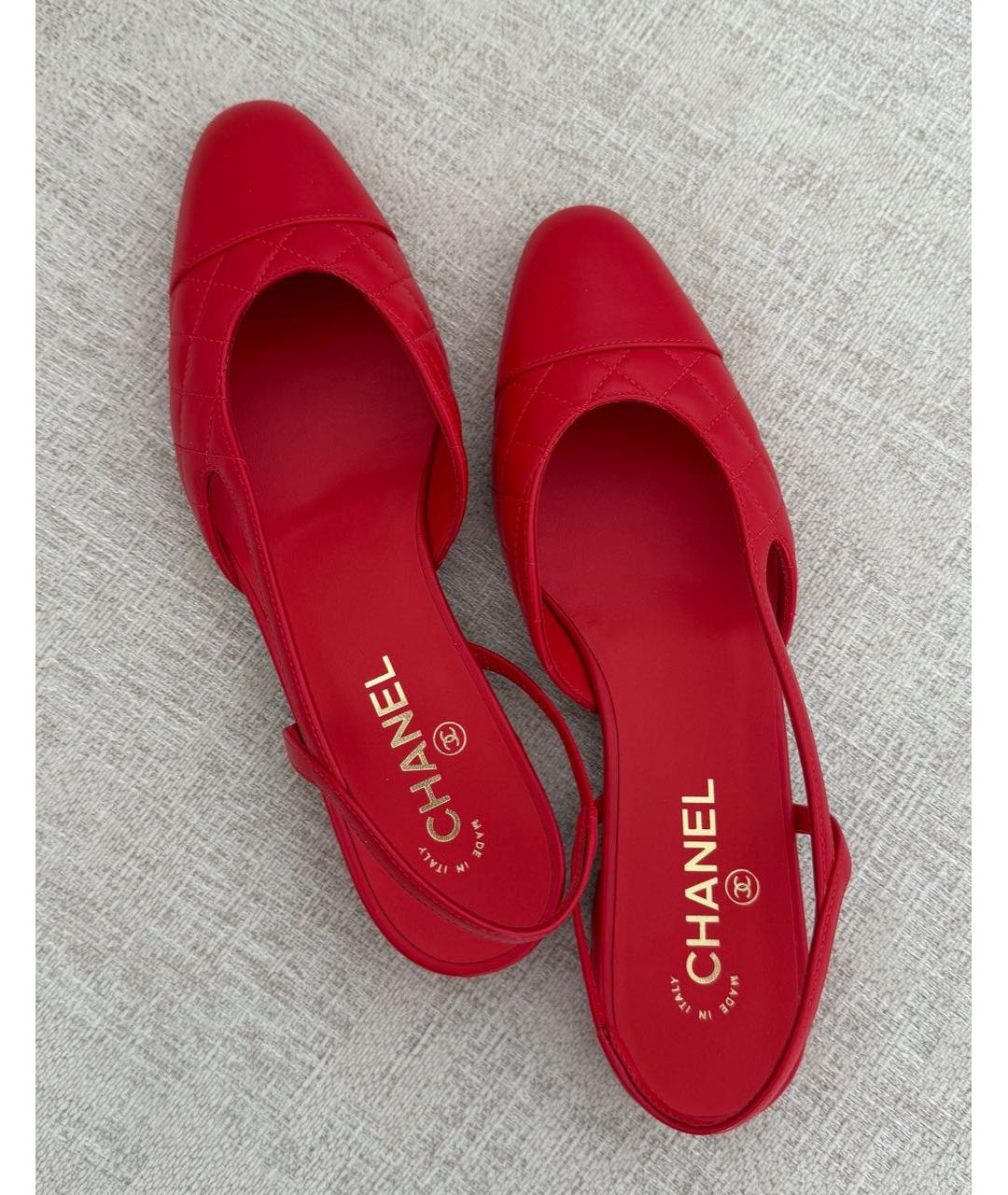 CHANEL Красные кожаные туфли, фото 2
