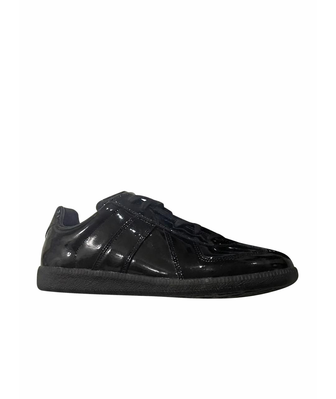 MAISON MARGIELA Черные низкие кроссовки / кеды из лакированной кожи, фото 1