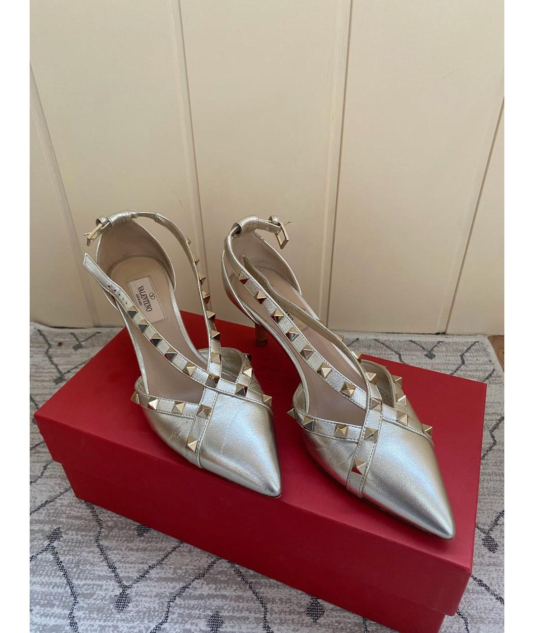 VALENTINO Золотые кожаные лодочки на низком каблуке, фото 6