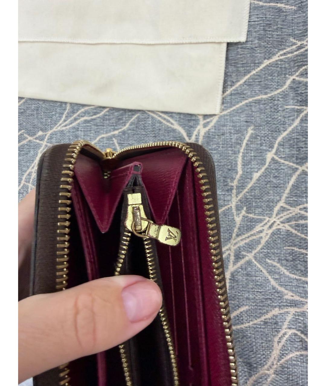 LOUIS VUITTON Коричневый кошелек, фото 6