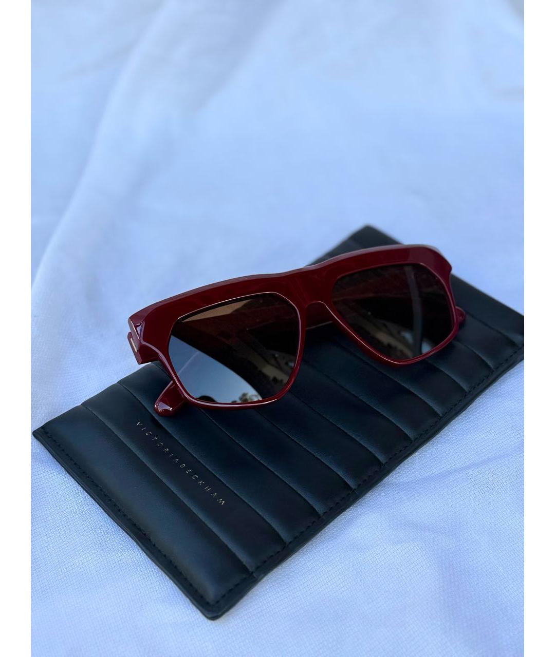 VICTORIA BECKHAM Бордовые пластиковые солнцезащитные очки, фото 4