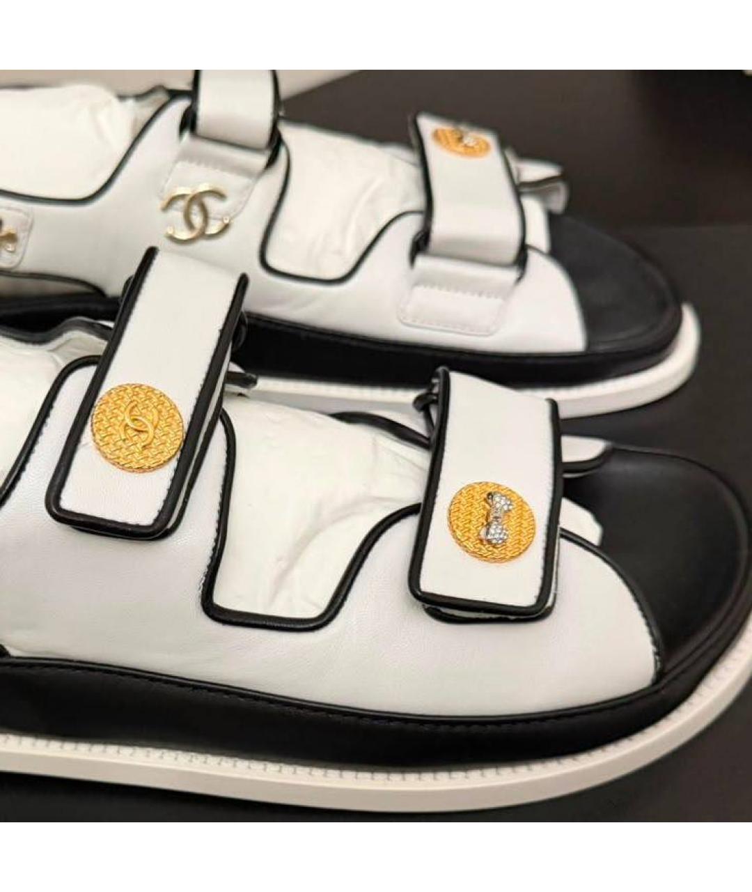 CHANEL Белые кожаные сандалии, фото 3