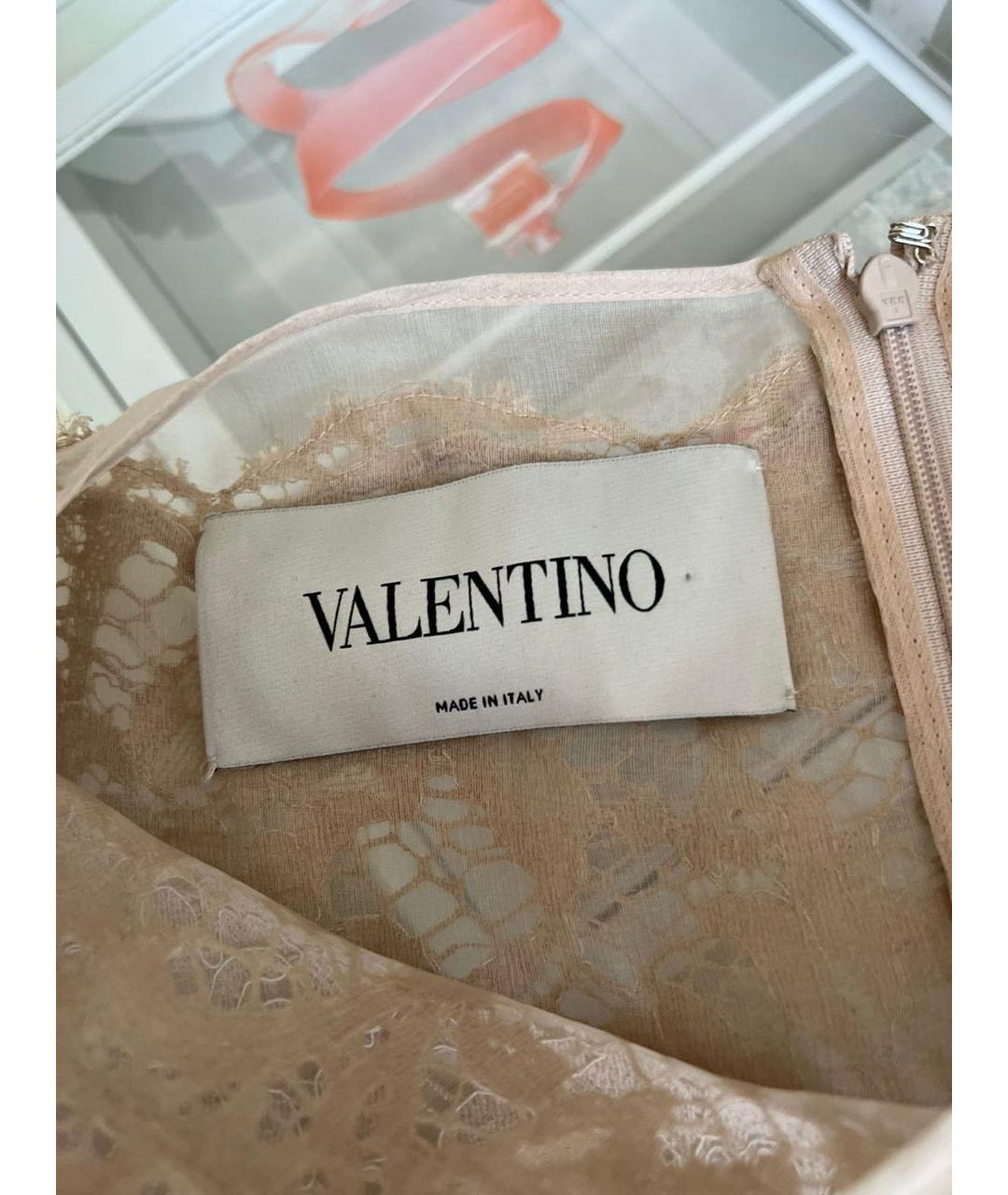 VALENTINO Бежевое кружевное коктейльное платье, фото 5
