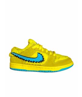 NIKE Кроссовки