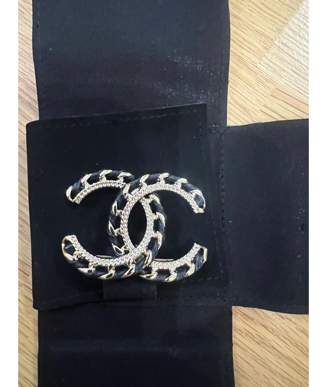 CHANEL Черная металлическая булавка / брошь, фото 3