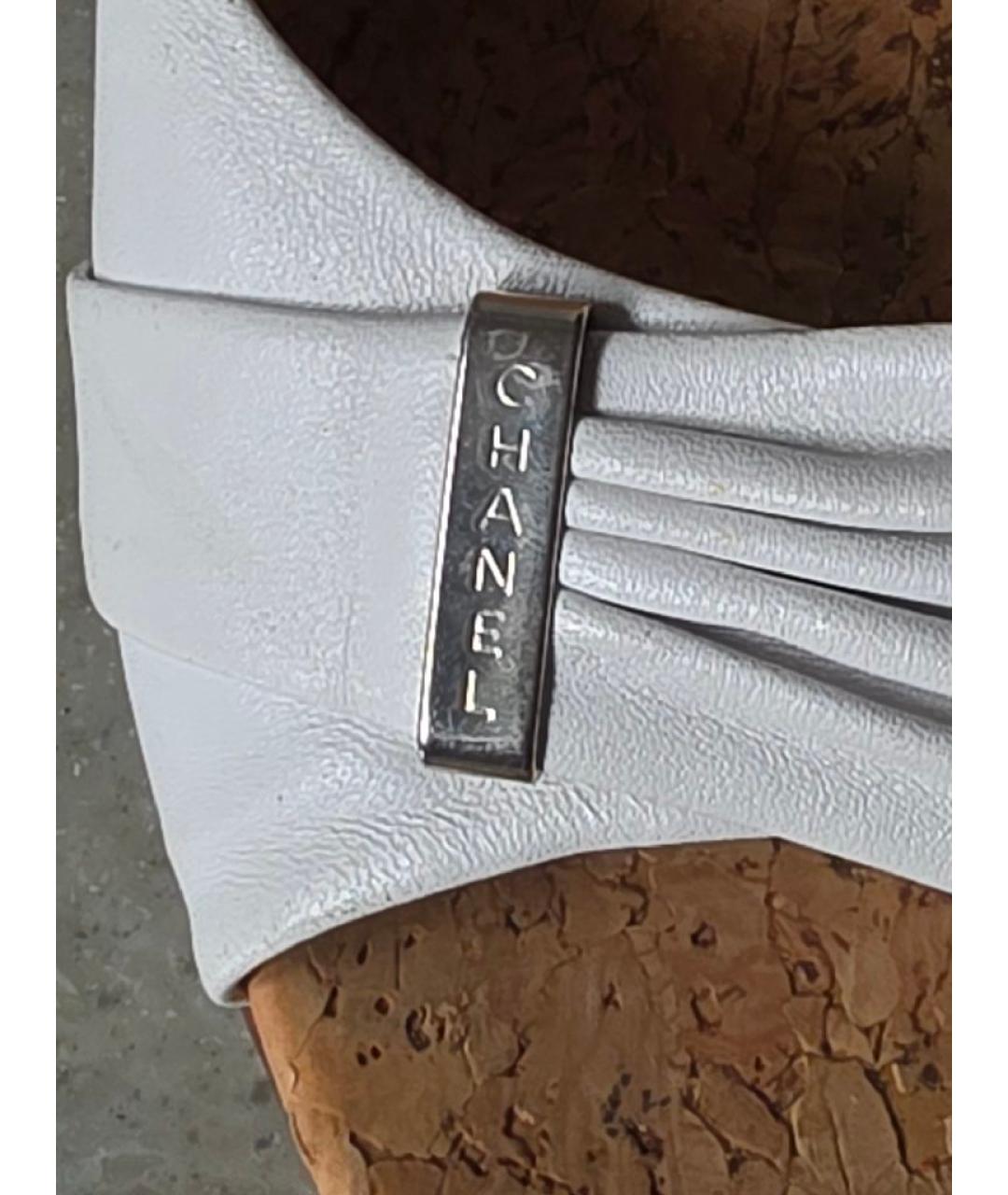 CHANEL Белые кожаные мюли, фото 5