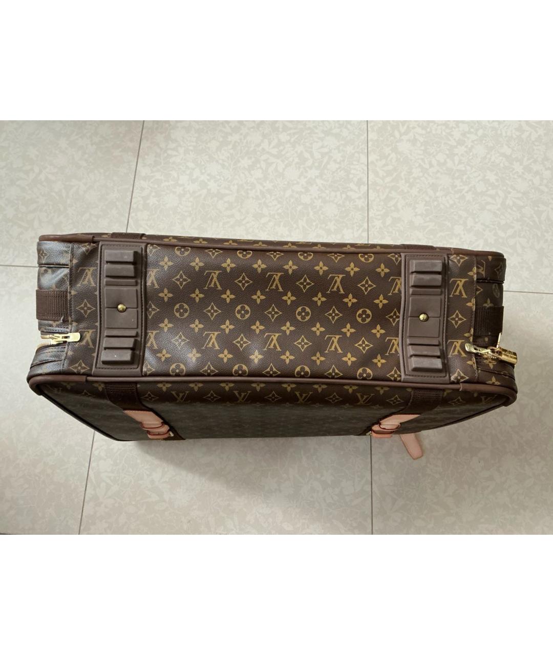 LOUIS VUITTON Коричневый кожаный чемодан, фото 6