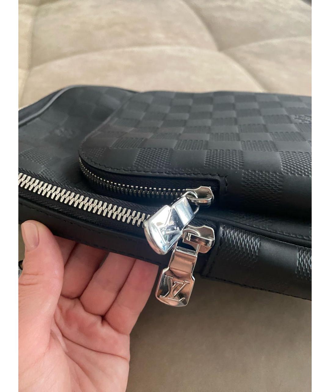 LOUIS VUITTON Черная кожаная сумка на плечо, фото 6