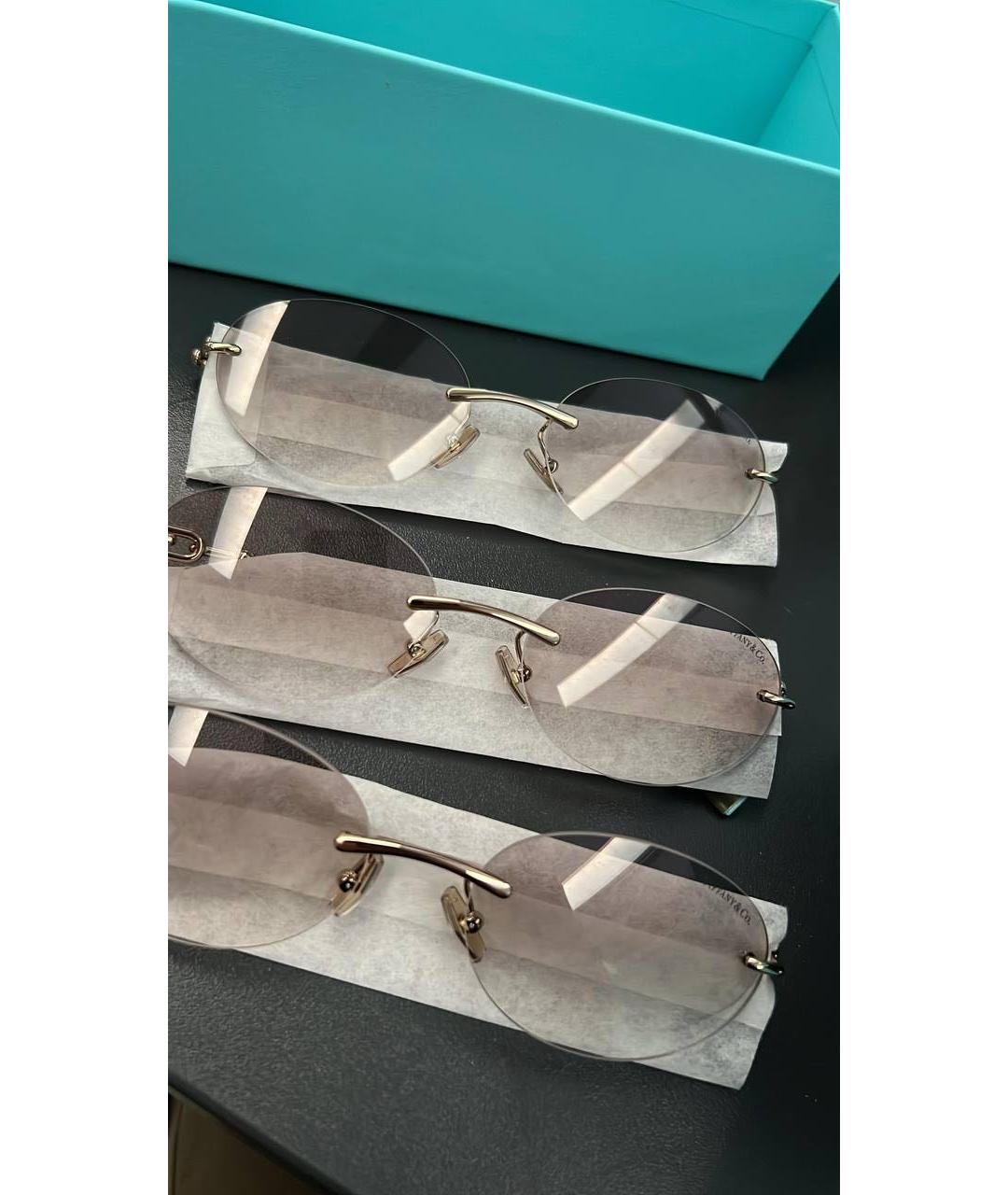 TIFFANY&CO Серые металлические солнцезащитные очки, фото 3