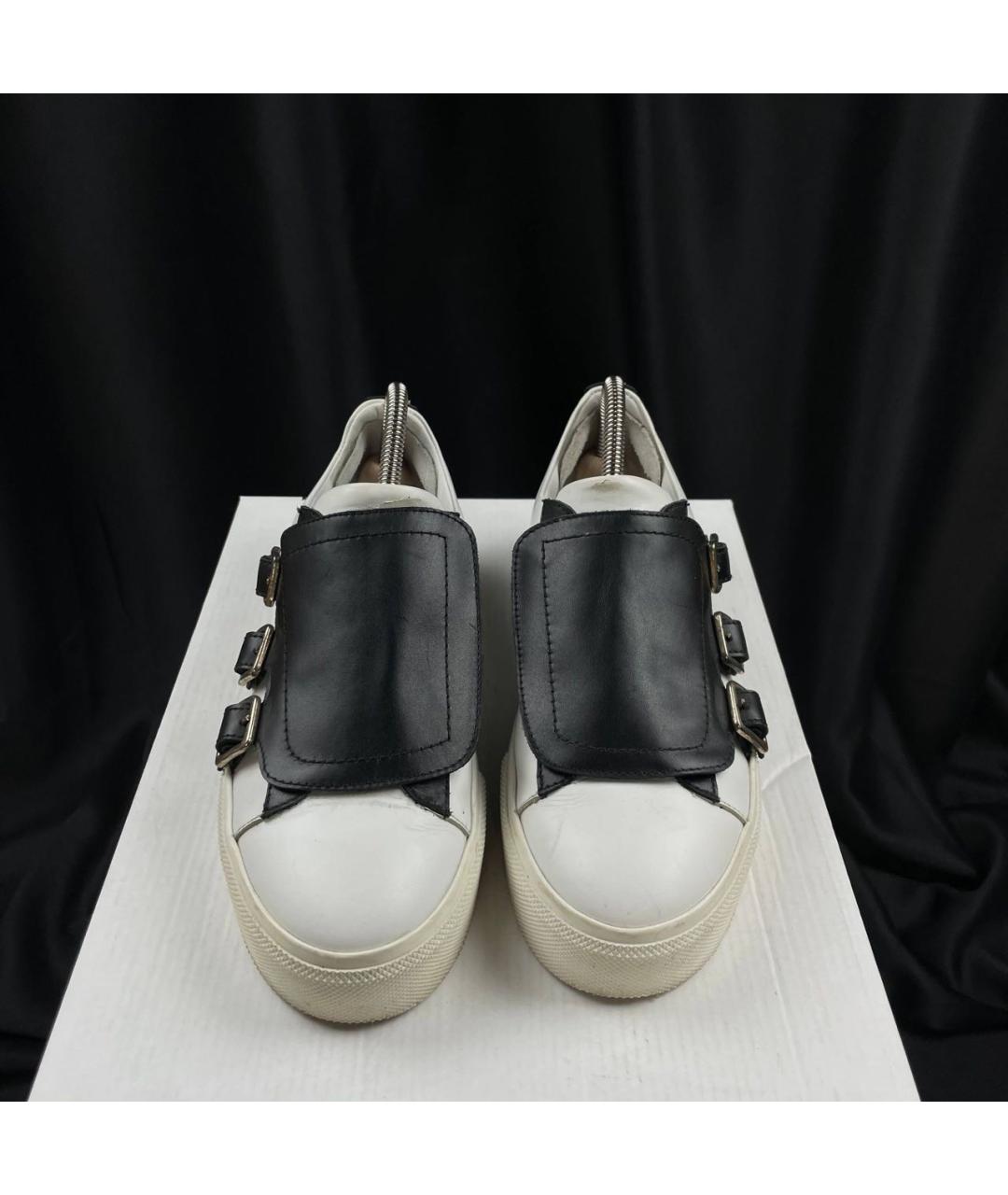 ALEXANDER MCQUEEN Белые низкие кроссовки / кеды из искусственной кожи, фото 2