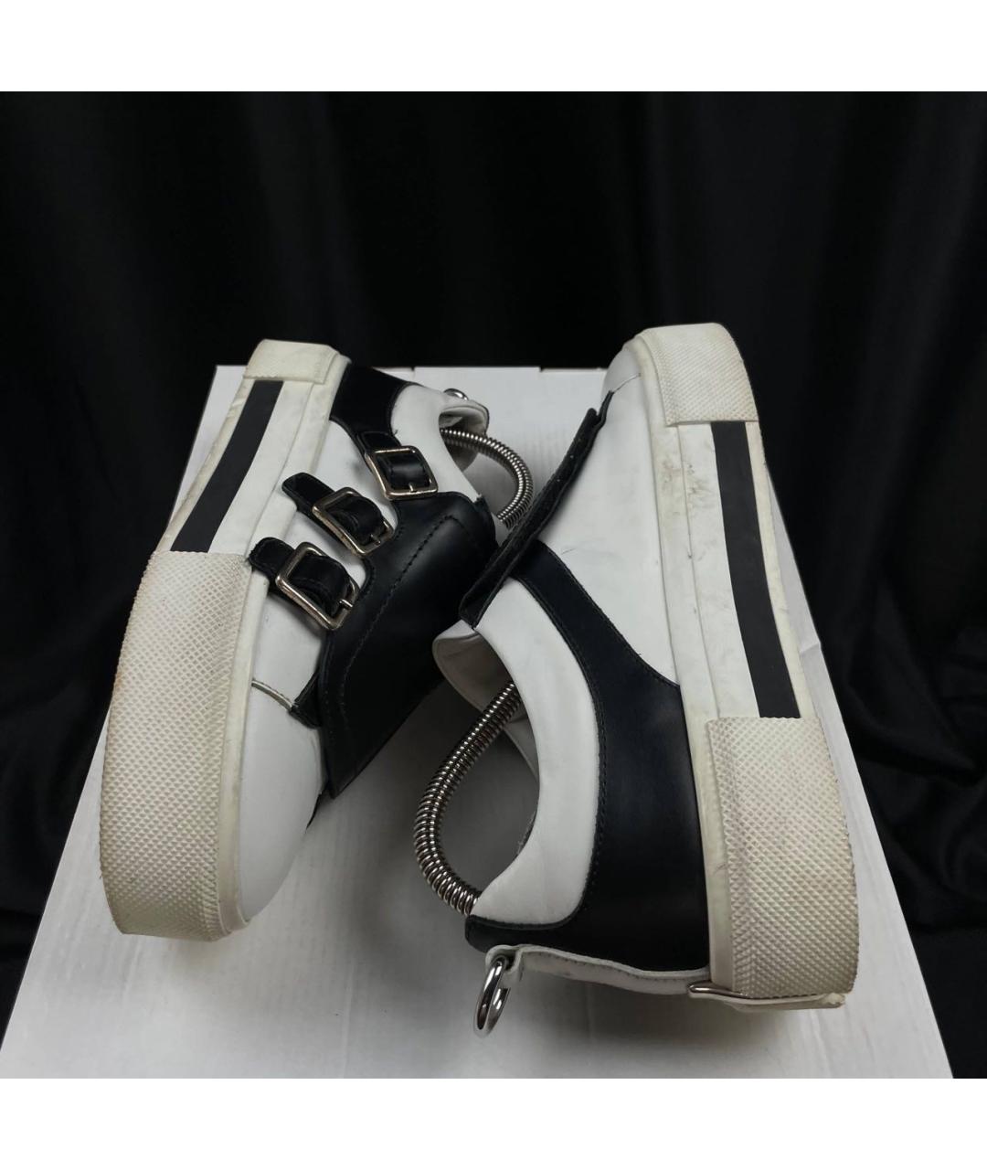 ALEXANDER MCQUEEN Белые низкие кроссовки / кеды из искусственной кожи, фото 6