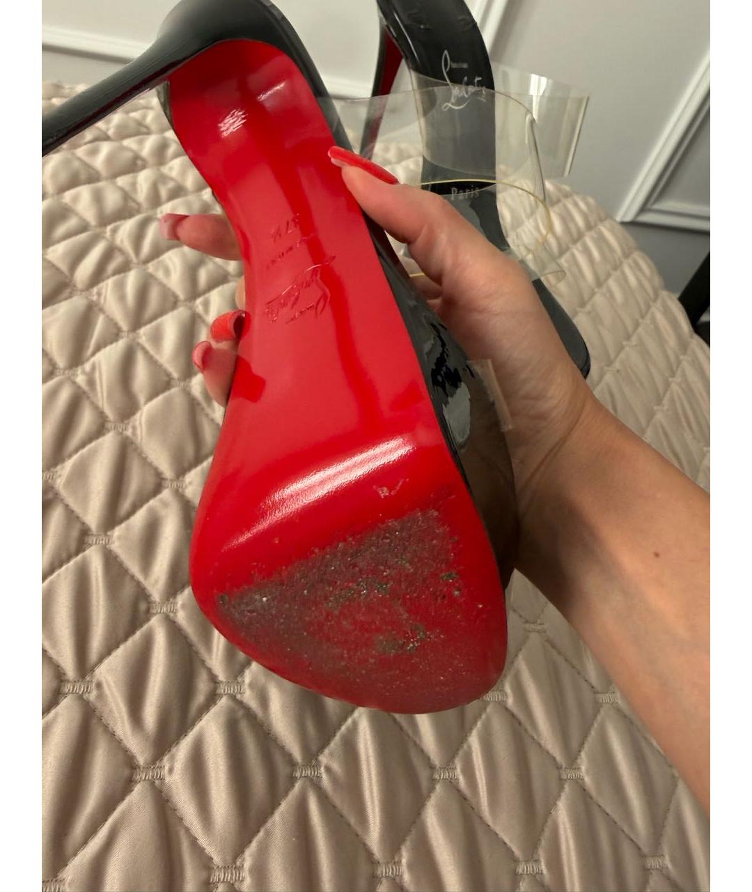 CHRISTIAN LOUBOUTIN Черные босоножки из лакированной кожи, фото 4