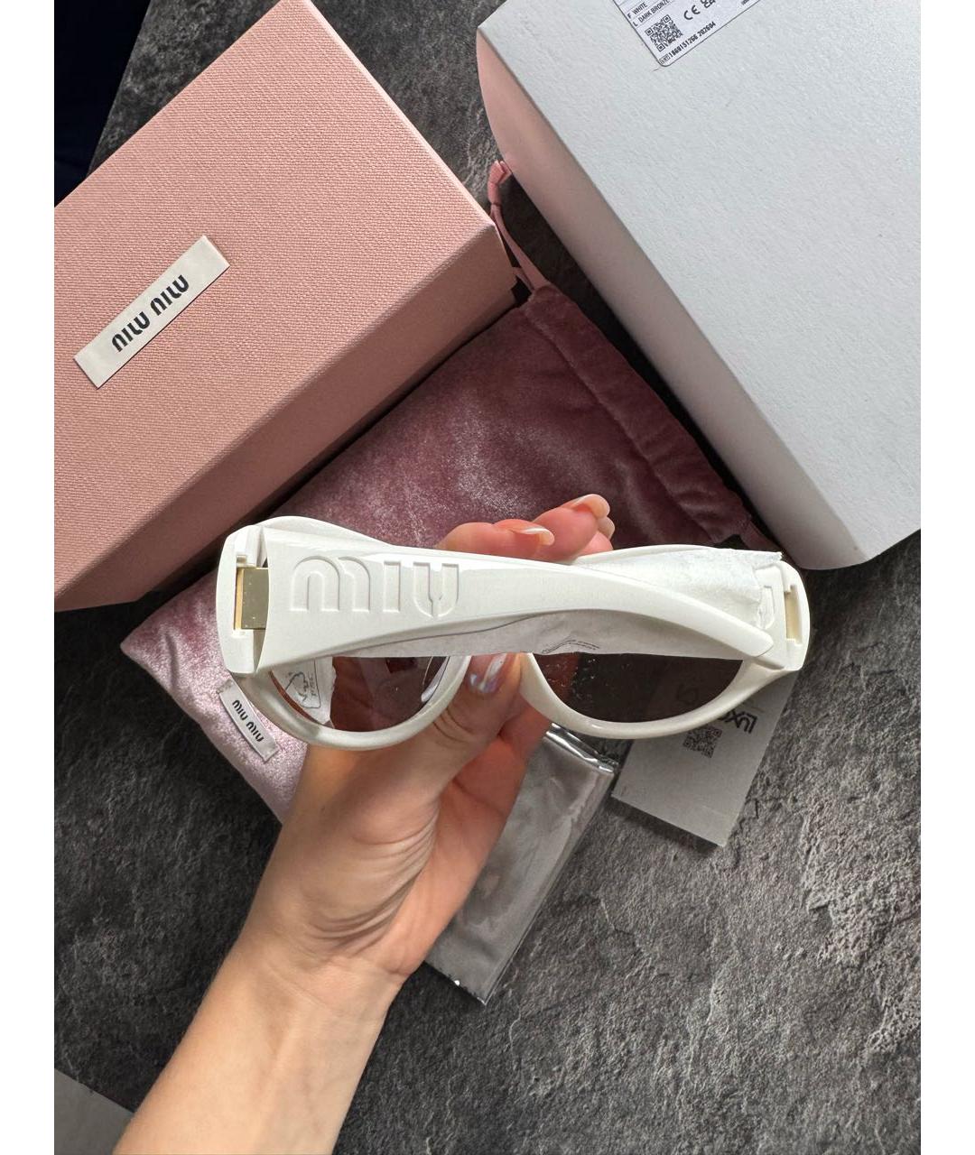 MIU MIU Белые пластиковые солнцезащитные очки, фото 5