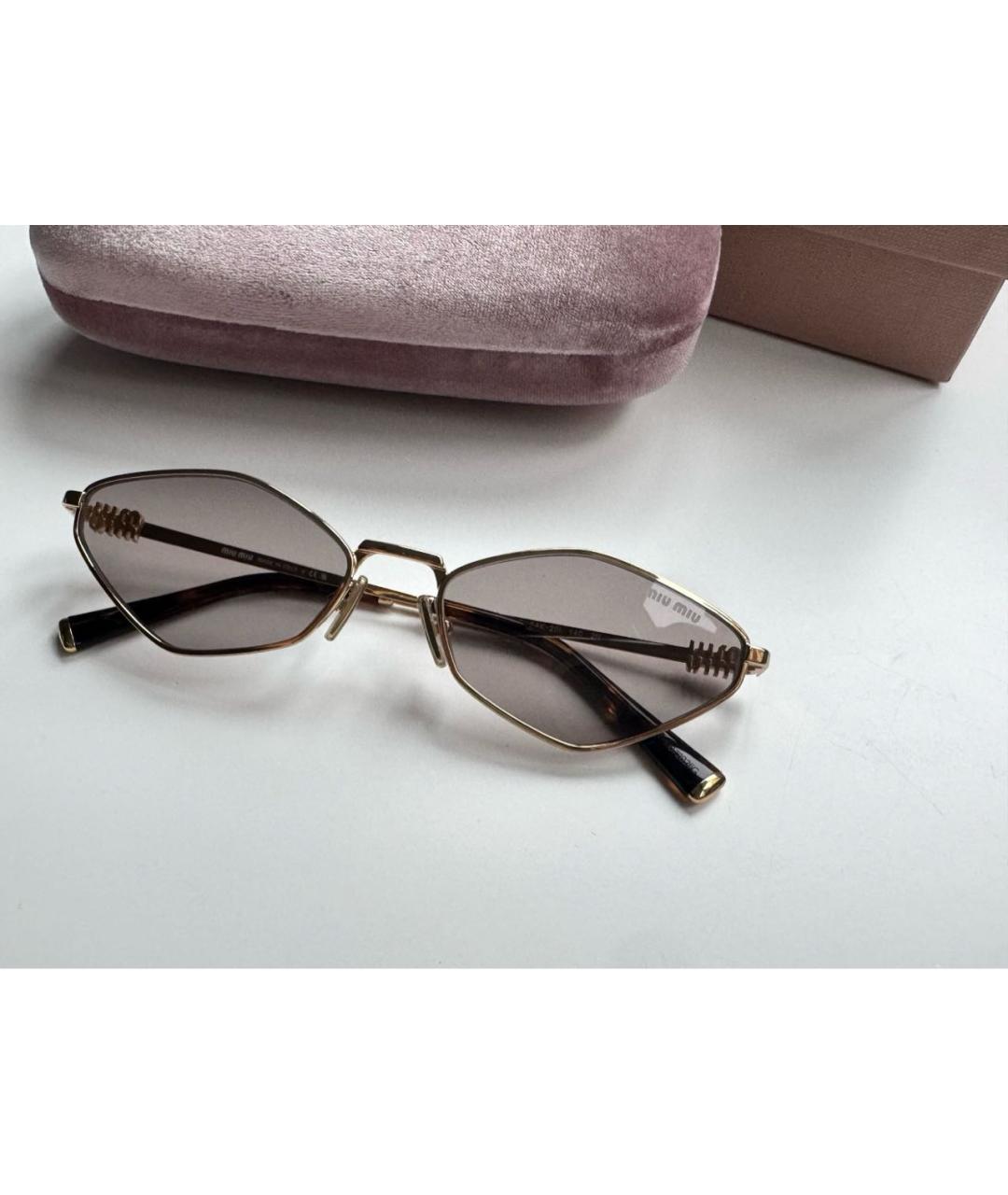 MIU MIU Коричневые металлические солнцезащитные очки, фото 2