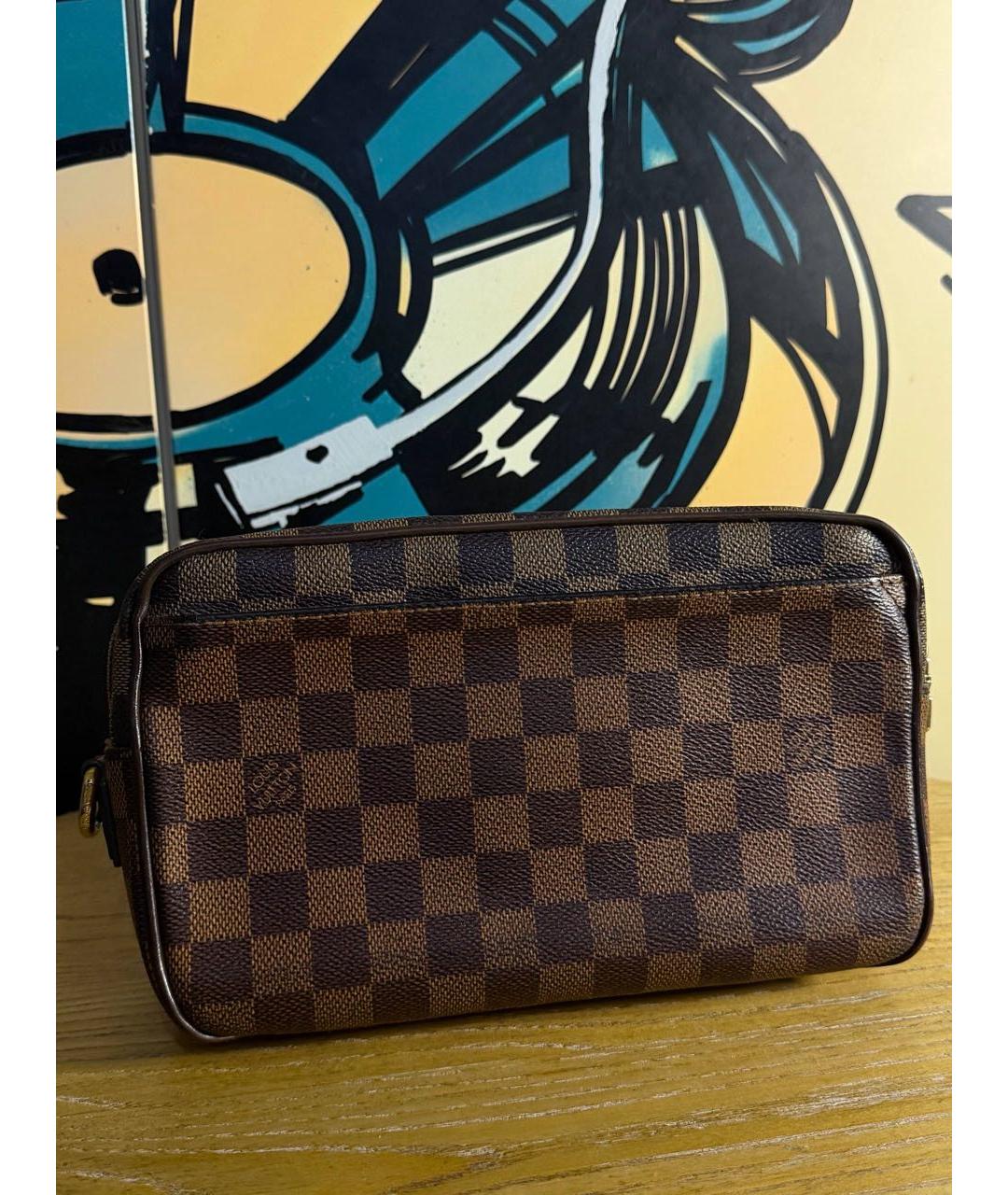 LOUIS VUITTON Коричневая кожаная барсетка, фото 4