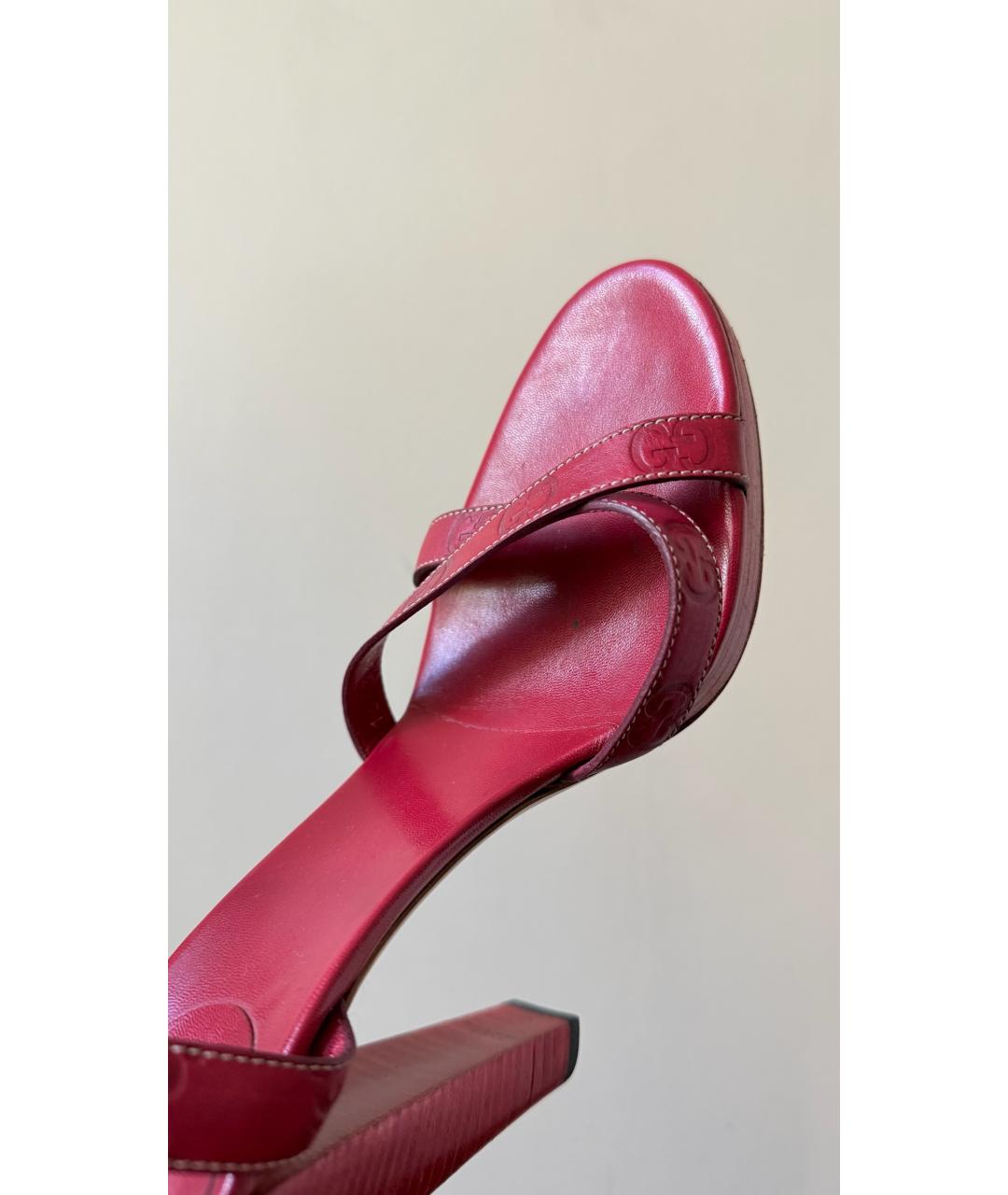 GUCCI Красные кожаные босоножки, фото 4