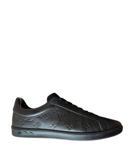 LOUIS VUITTON Низкие кроссовки / кеды