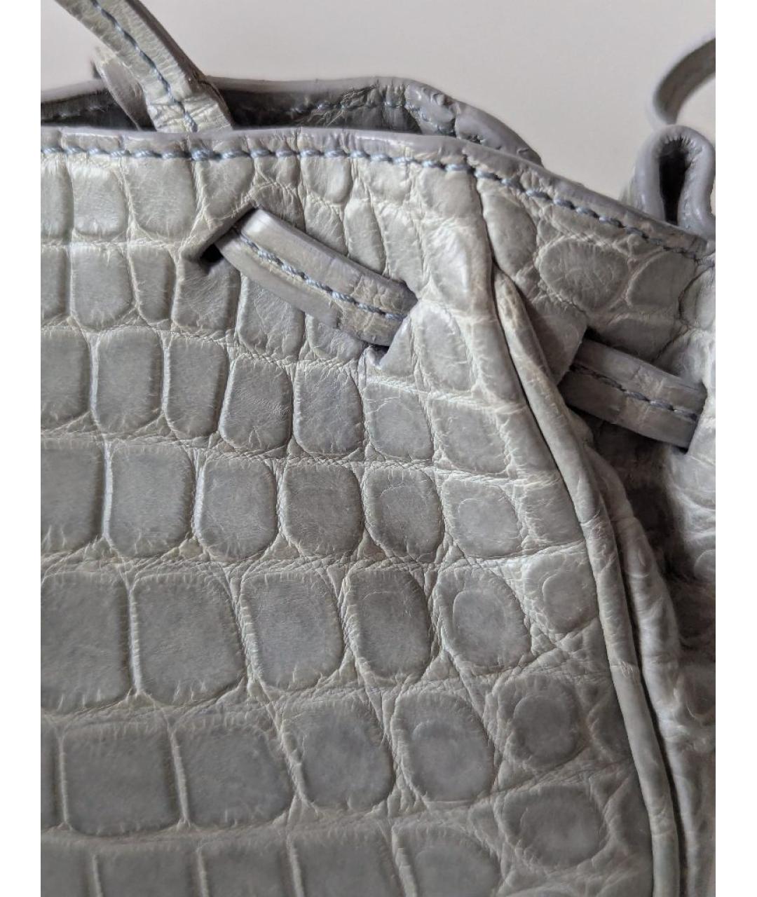 JIL SANDER Серая сумка с короткими ручками из кожи крокодила, фото 6