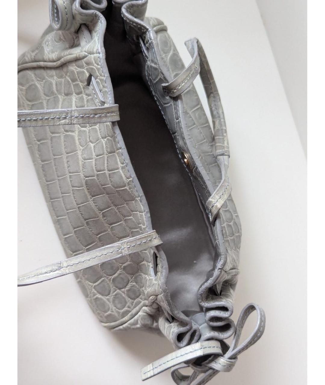 JIL SANDER Серая сумка с короткими ручками из кожи крокодила, фото 4