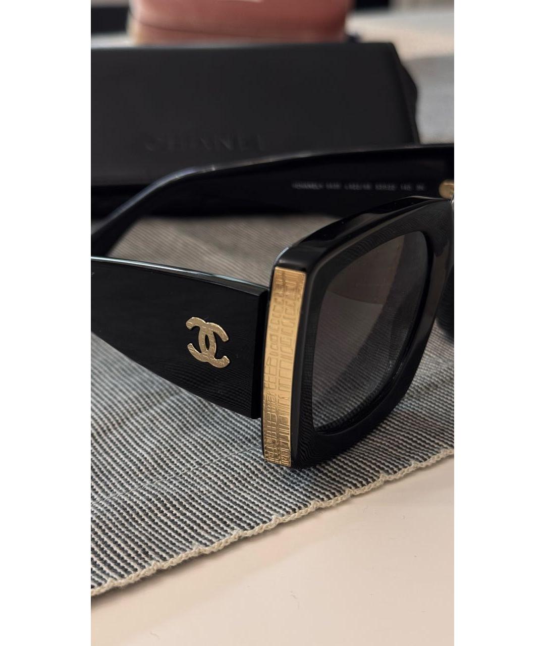 CHANEL Черные пластиковые солнцезащитные очки, фото 3