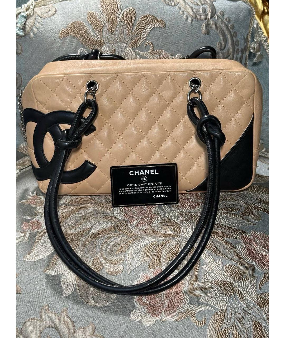 CHANEL Бежевая кожаная сумка с короткими ручками, фото 2