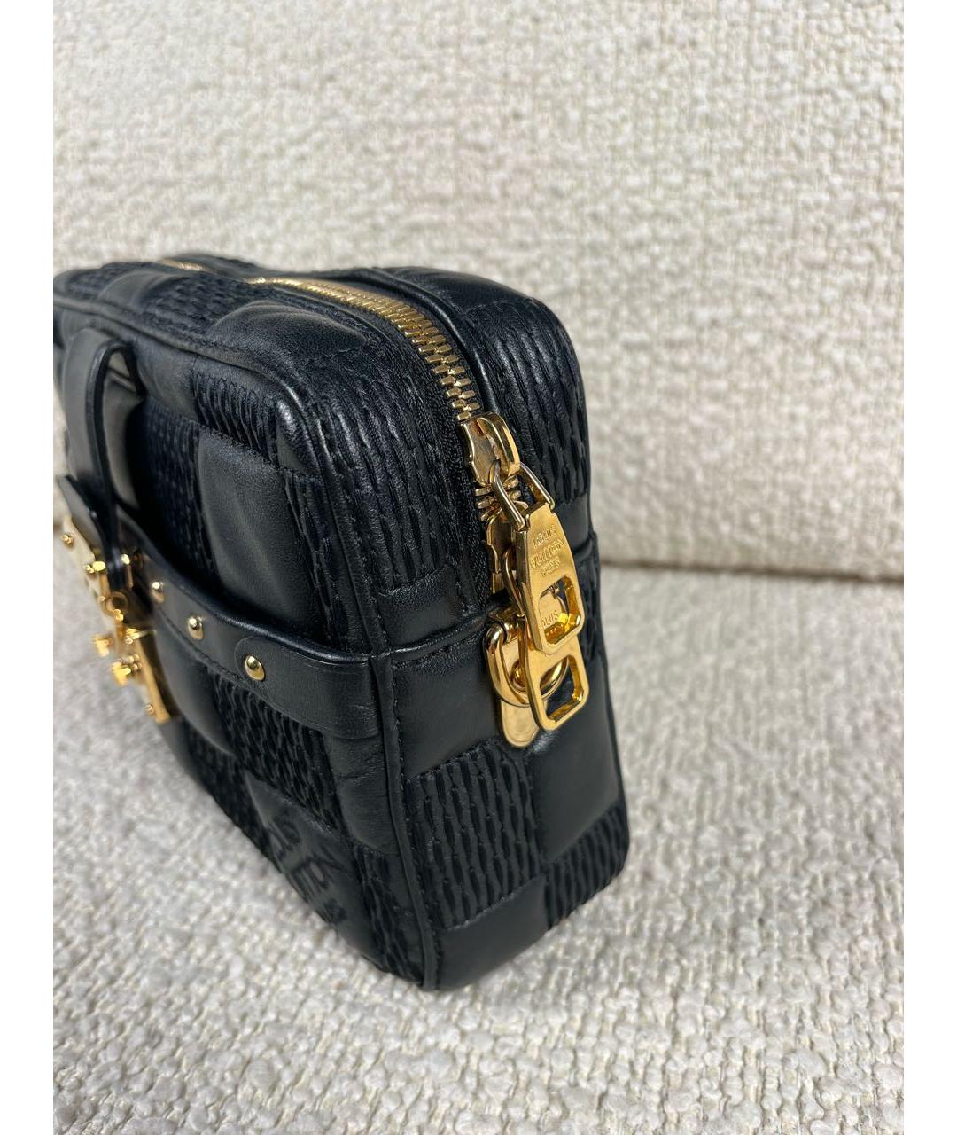 LOUIS VUITTON Черная кожаная поясная сумка, фото 7