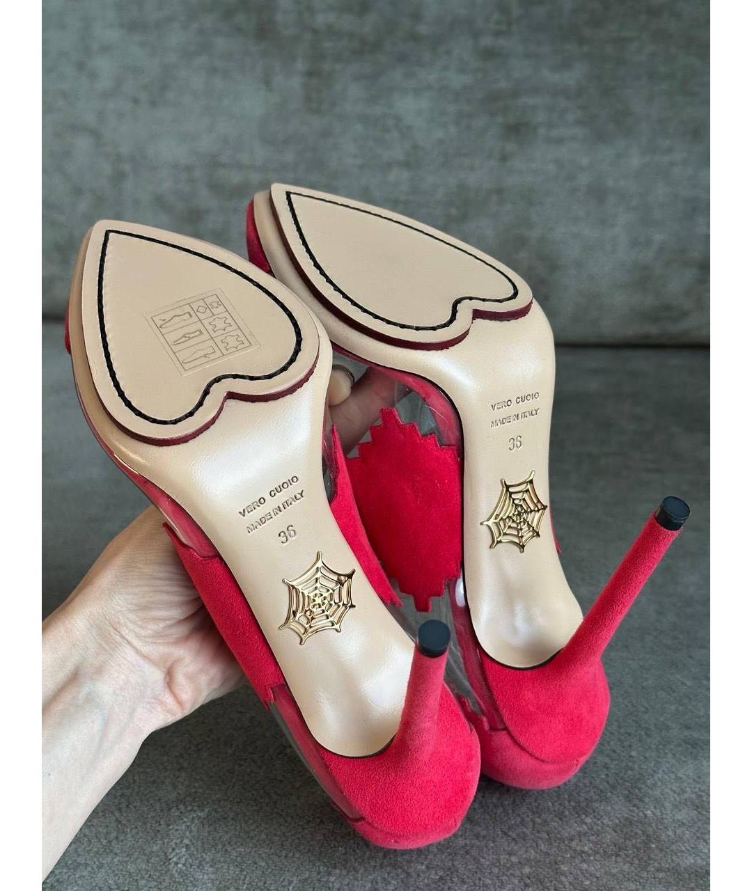 CHARLOTTE OLYMPIA Красные замшевые туфли, фото 6